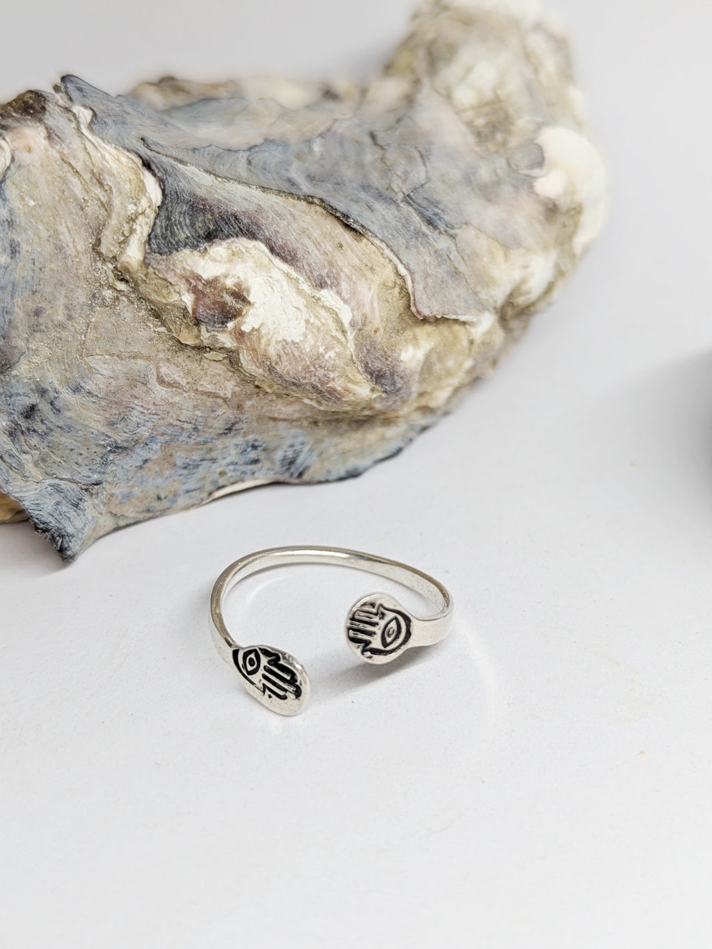 ANTIK Embrace Ring