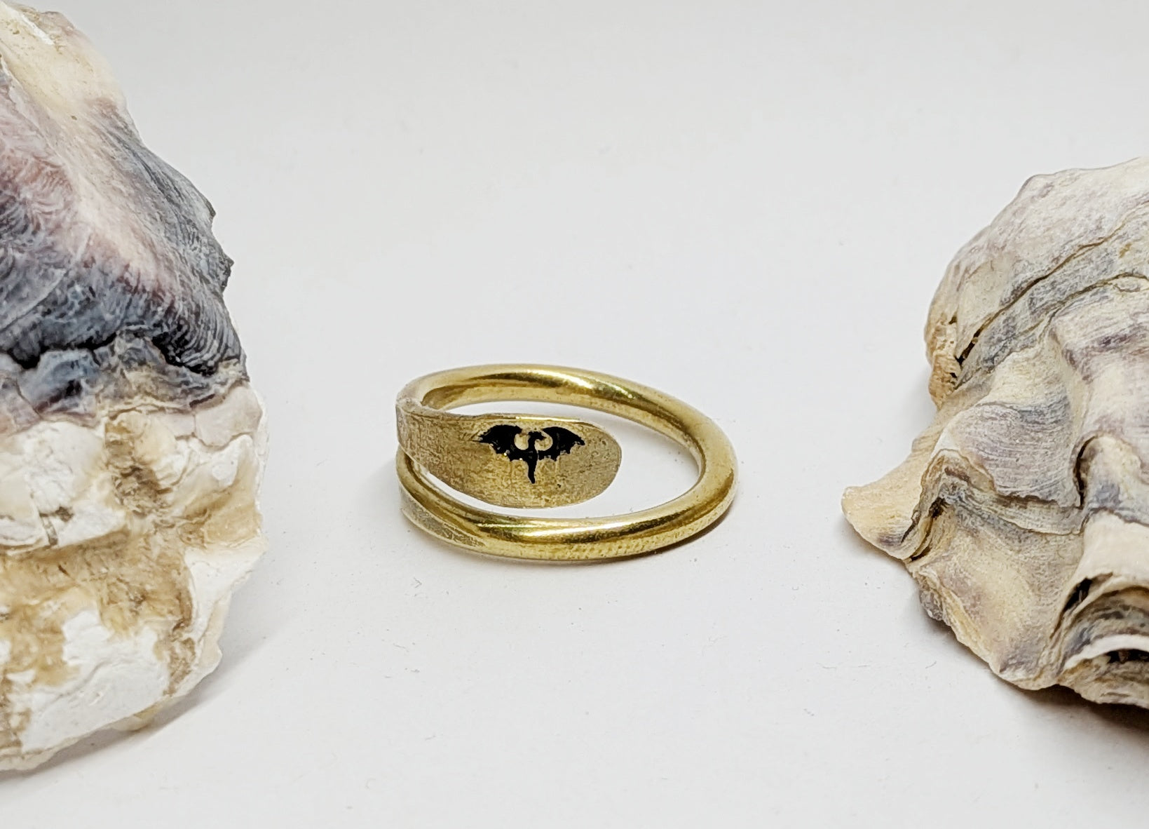 COVEN Thick Dragon Ring