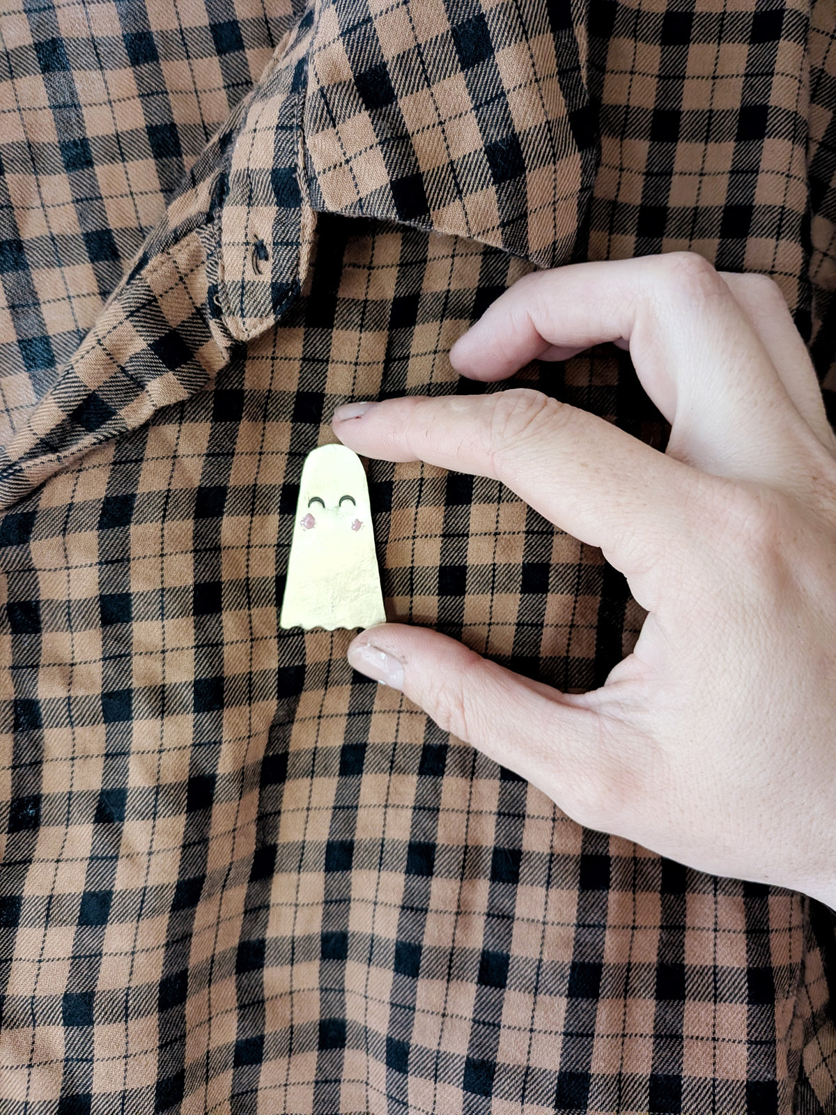 Happy Ghost Pin