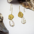 FEMME dangly earrings with large pearl