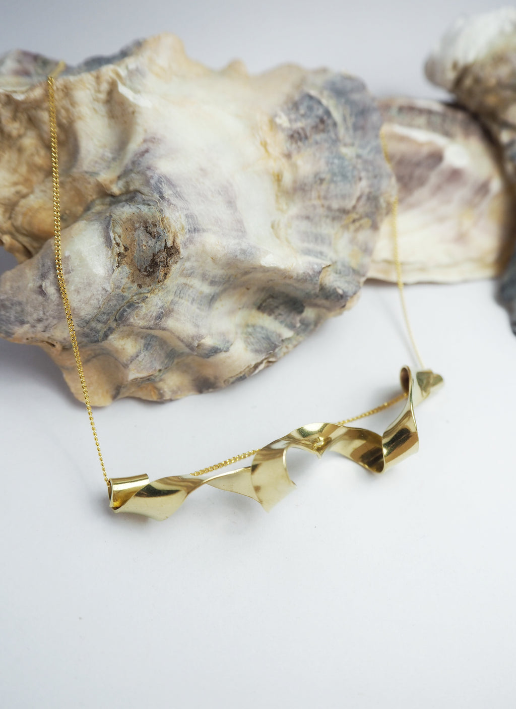 ANTIK Ribbon Necklace