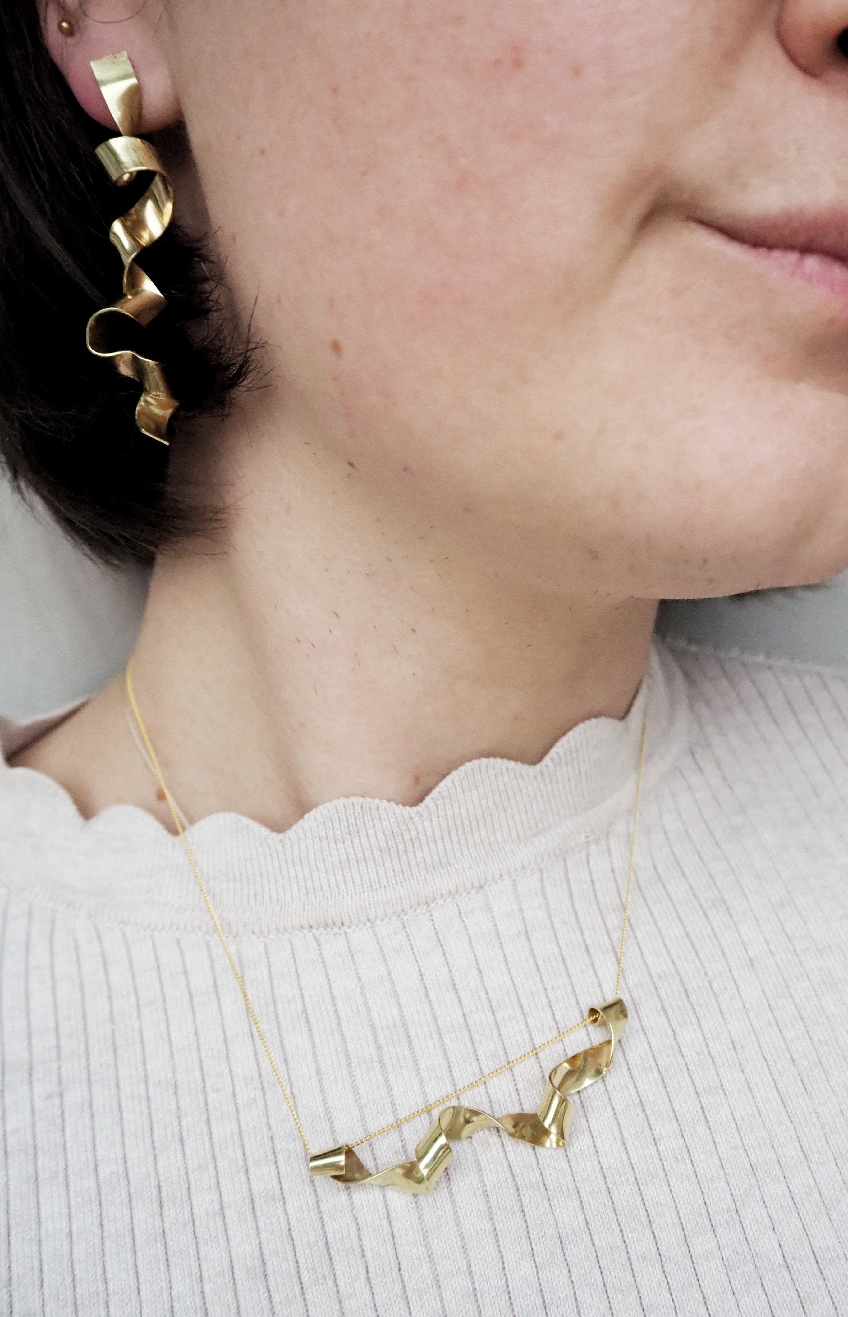 ANTIK Ribbon Earrings