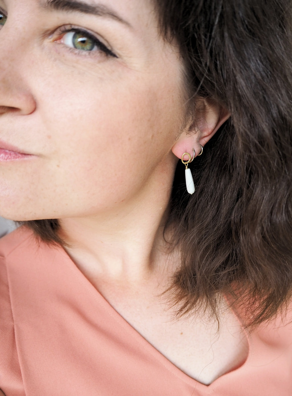 ANTIK Mother of Pearl drops