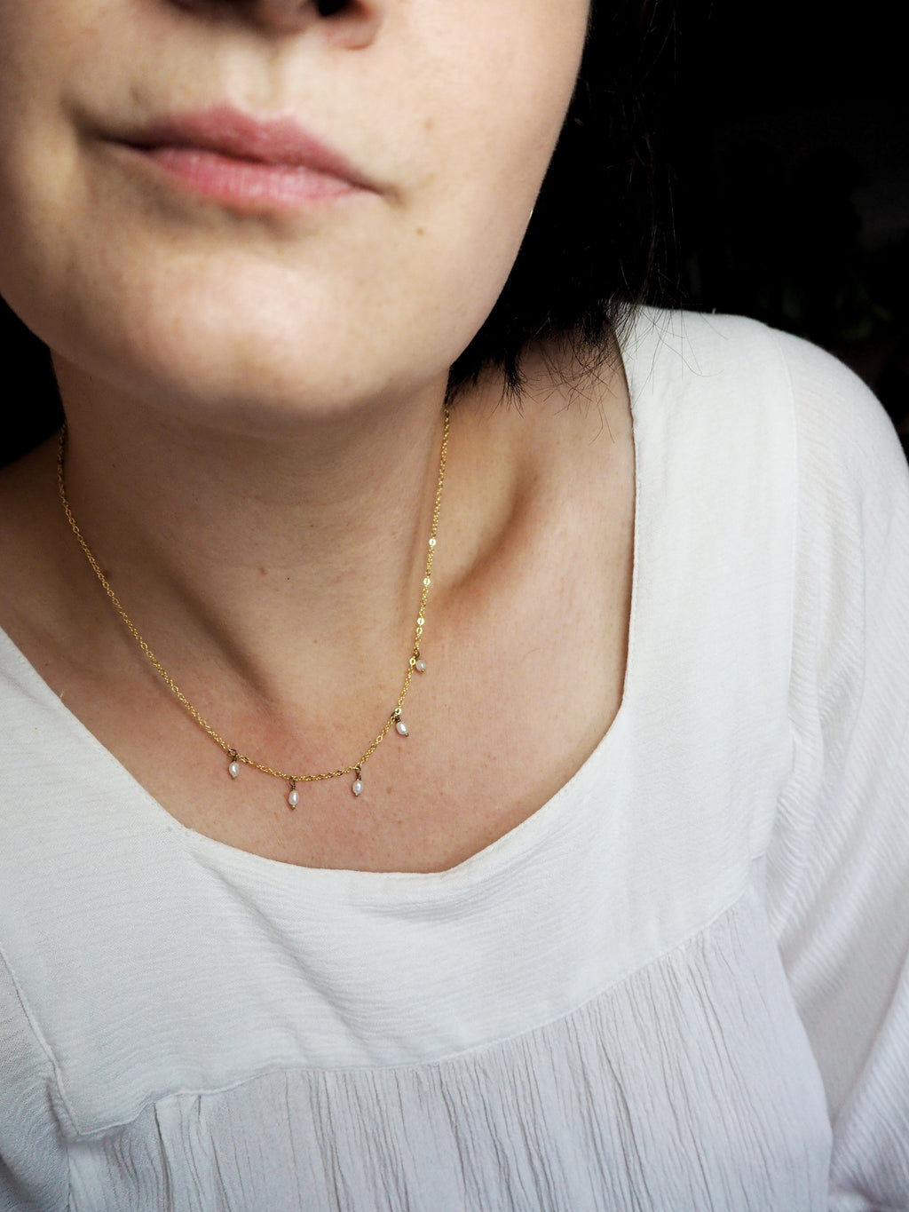 FEMME Mini Pearl Necklace (1 or 5 pearls)