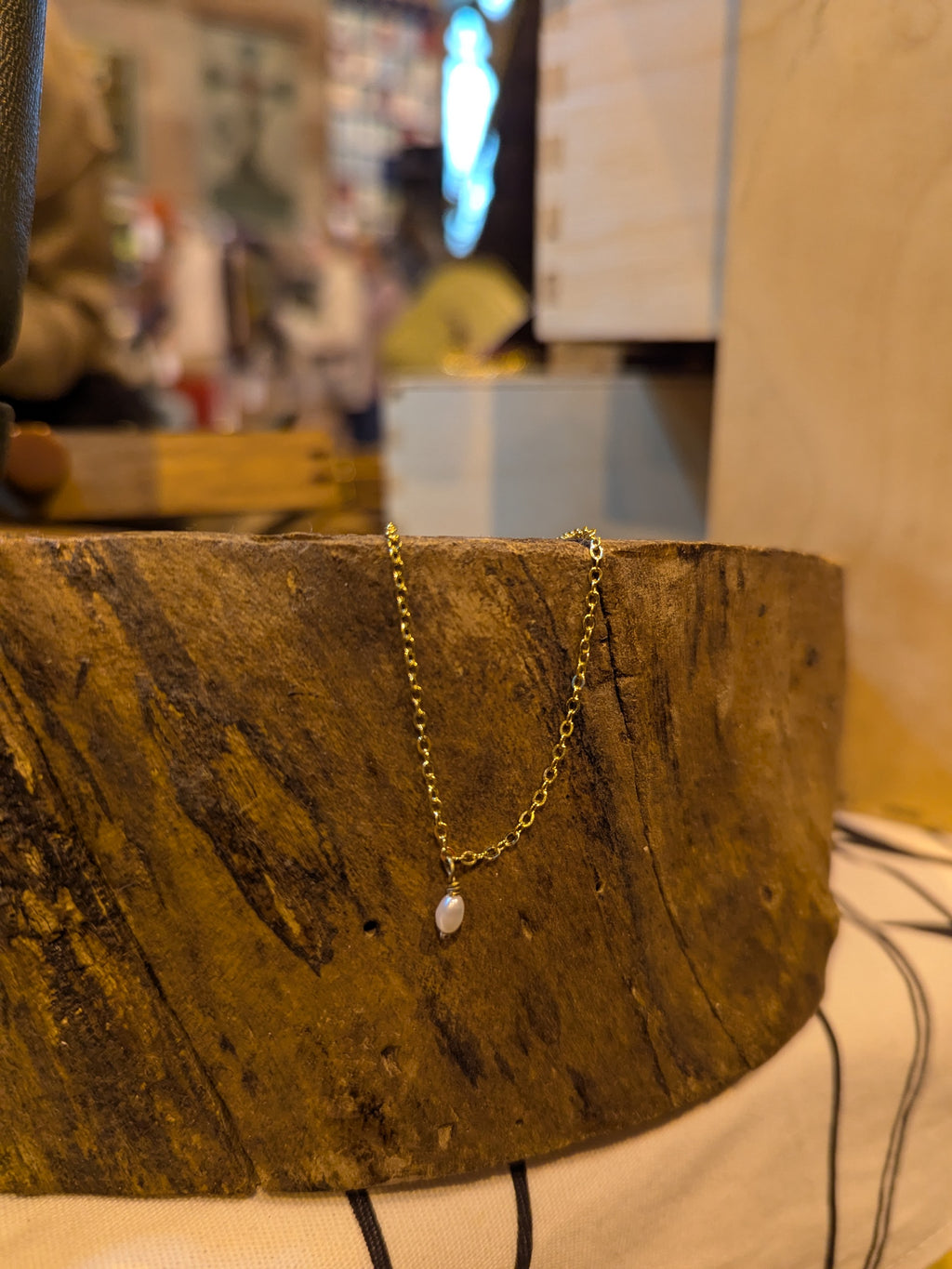 FEMME Mini Pearl Necklace (1 or 5 pearls)