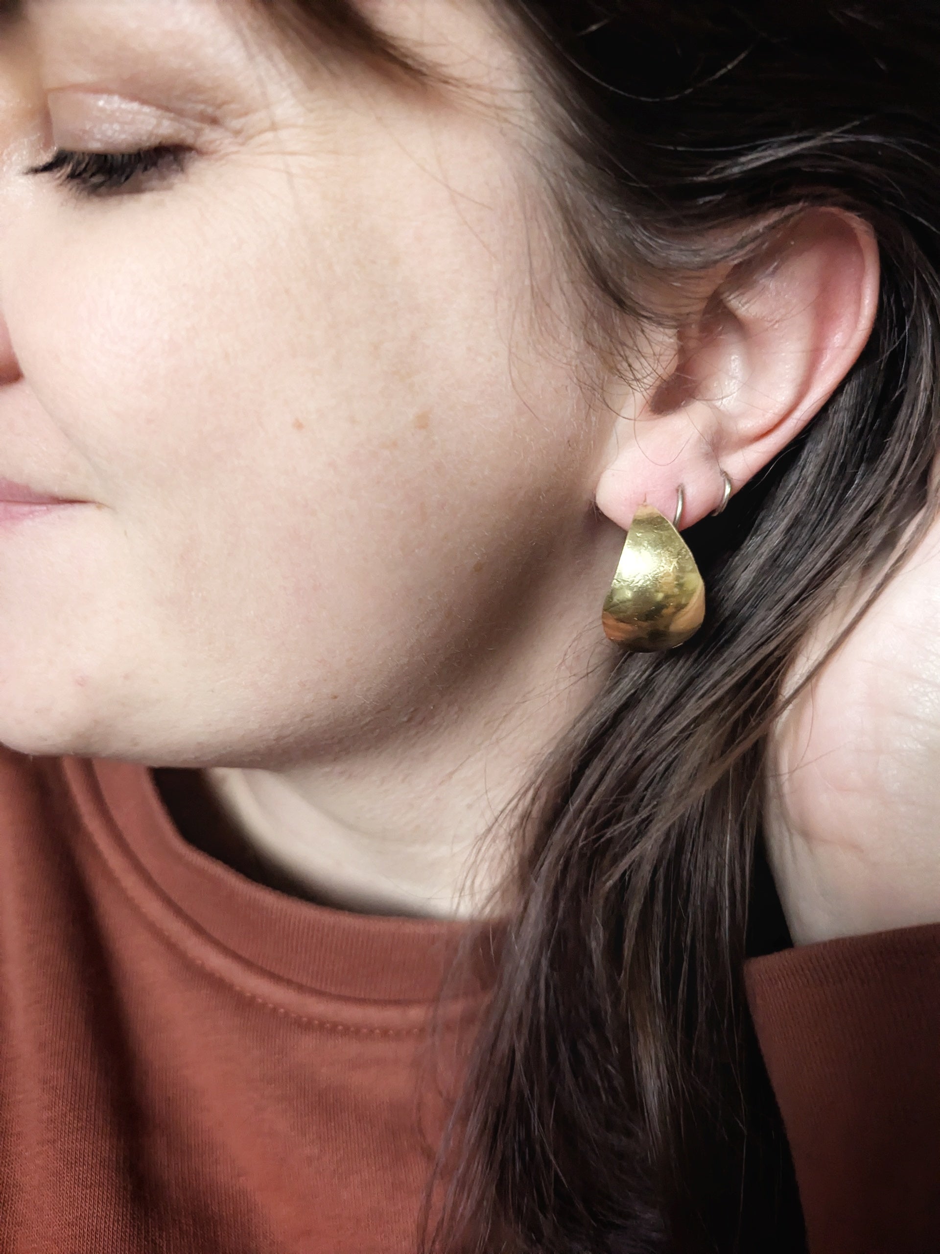 BUTTERCUP Large Blossom half hoops