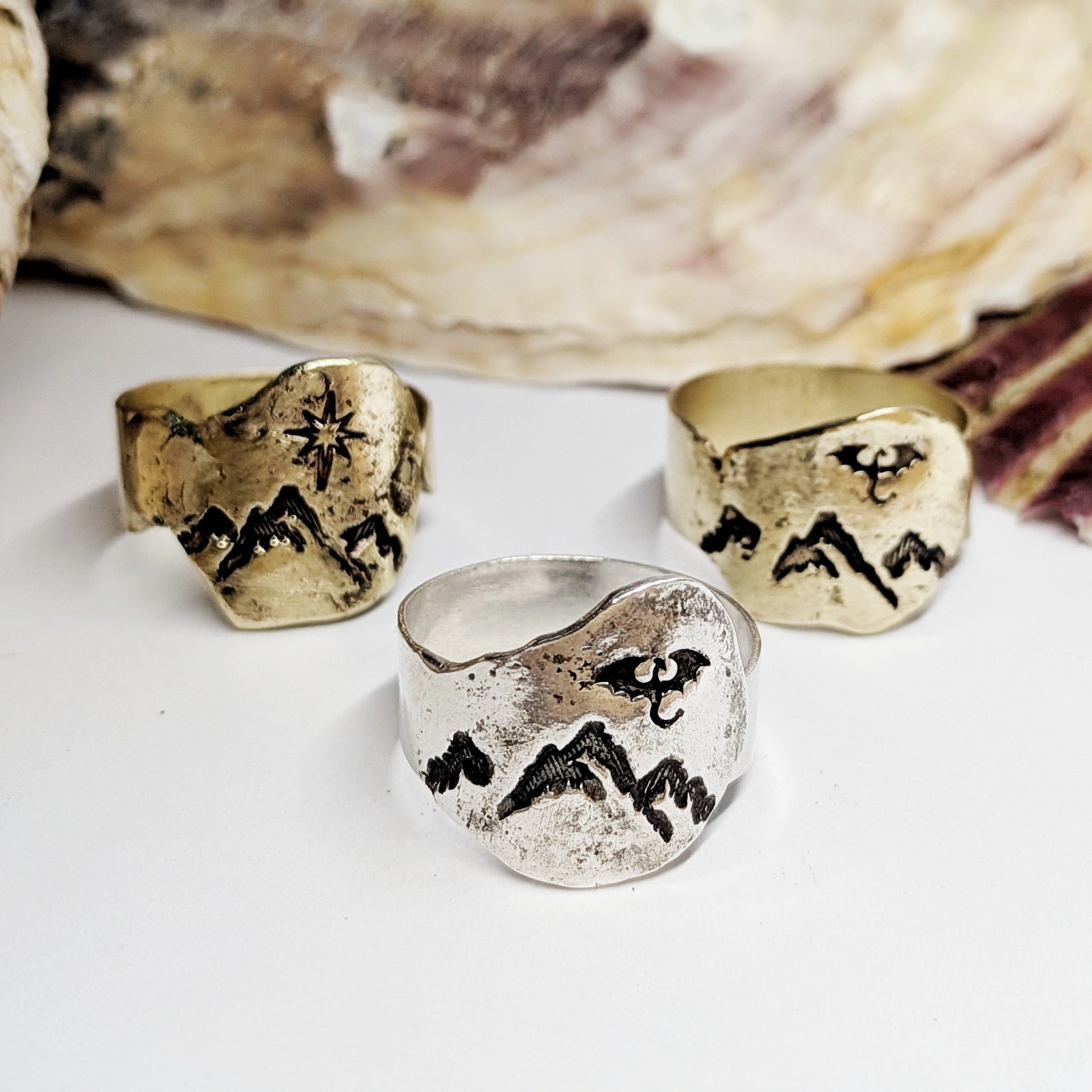 COVEN Adjustable Fantasy Dragon / Star Ring