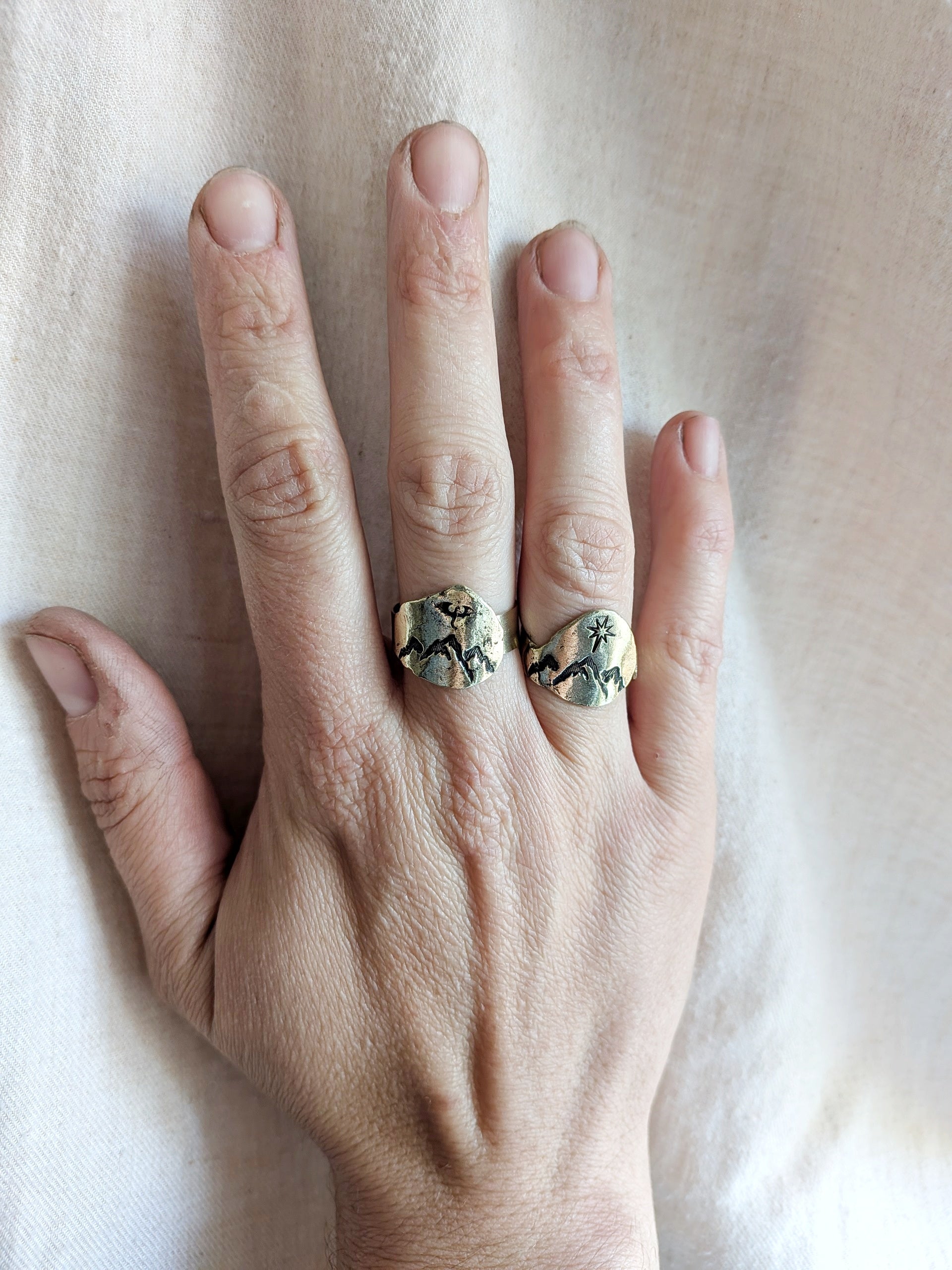 COVEN Adjustable Fantasy Dragon / Star Ring