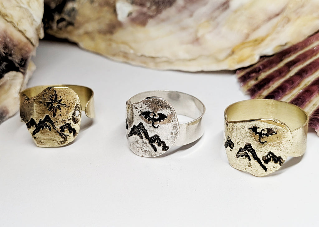 COVEN Adjustable Fantasy Dragon / Star Ring