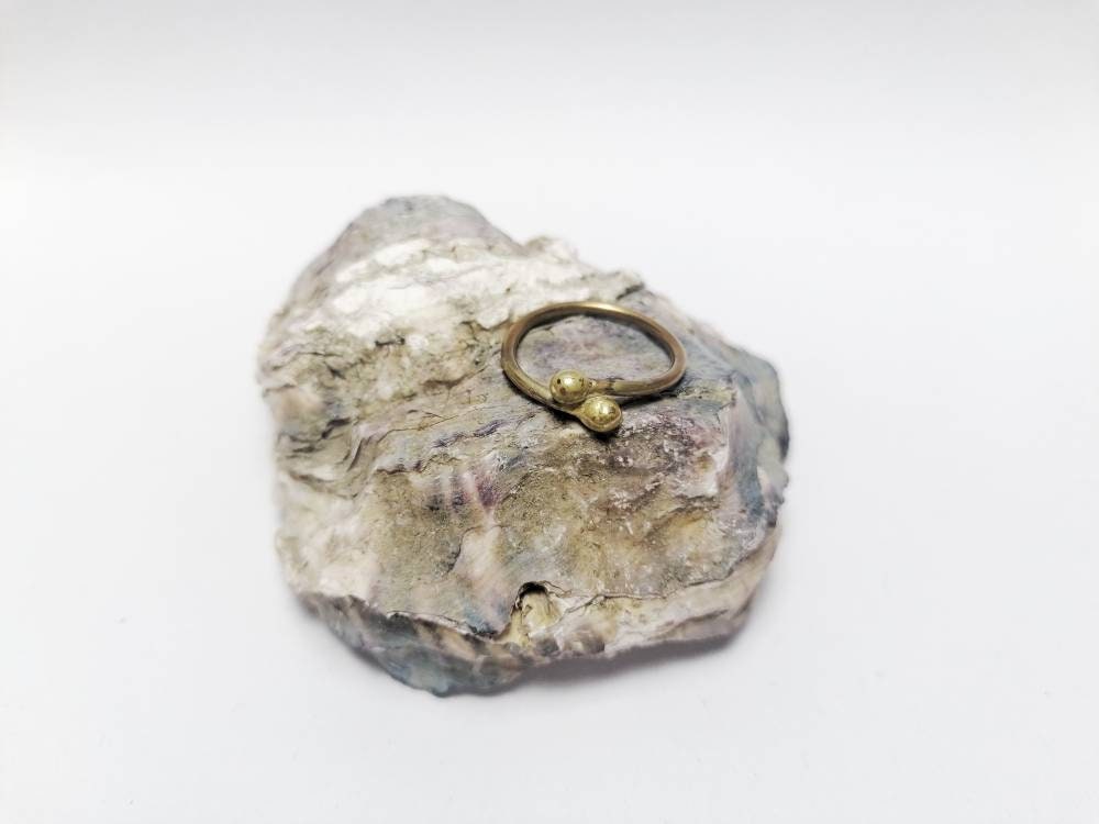 OXIDO Adjustable Brass Ring