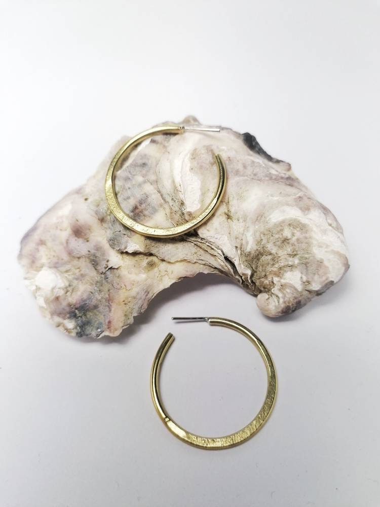 GEO Medium Golden Hoops