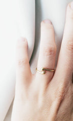 OXIDO Adjustable Brass Ring